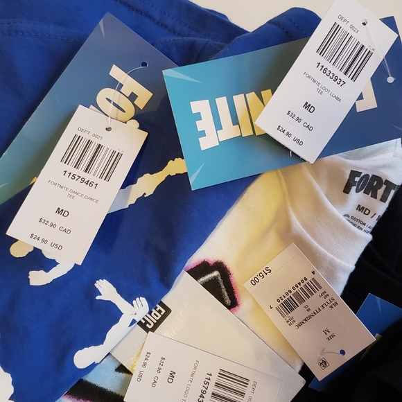 Lot of 4 fortnite shirts - Picture 6 of 6